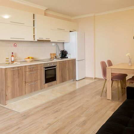 Apartment Elimar Burgas City Eksteriør billede